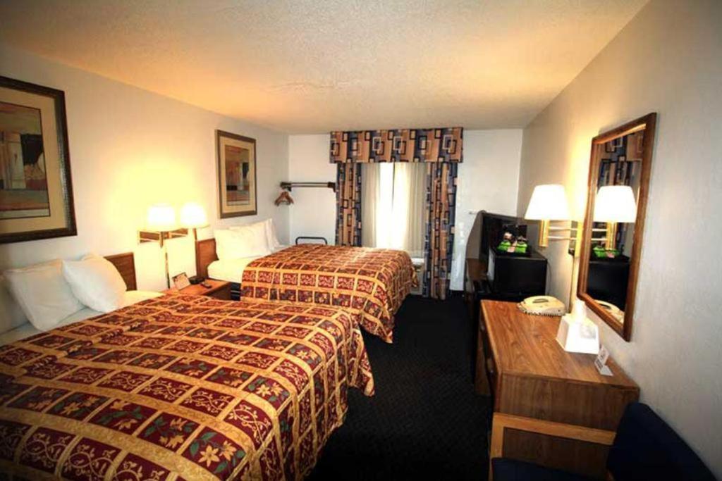 Norwood Inn Minneapolis روزفيل المظهر الخارجي الصورة